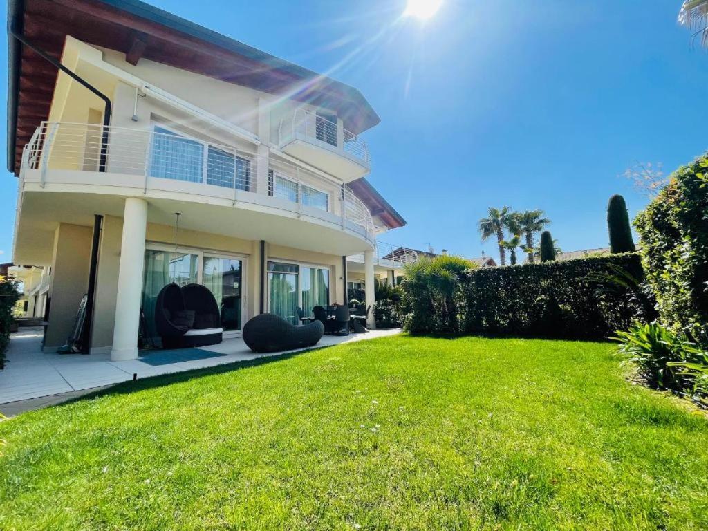Sirmione Appartement Residenz Cesare Exteriör bild